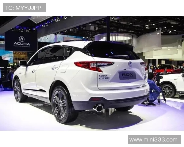 足球巨星们的豪华座驾揭秘与他们的个性风格相得益彰 足球巨星们的豪华座驾揭秘与他们的个性风格相得益彰